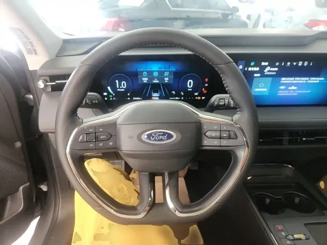 Ford Mondeo — Фото автомобиля 10