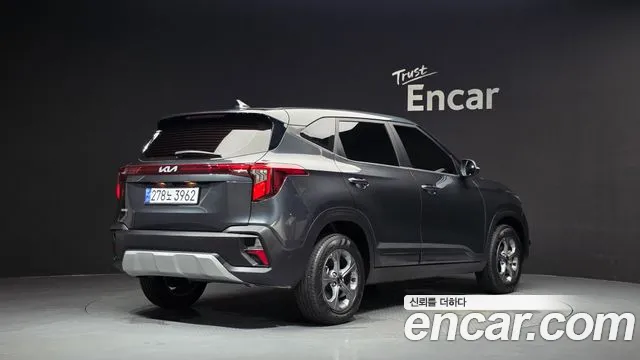 Kia Seltos Новый Seltos Бензин 2.0 2WD — Фото автомобиля 2