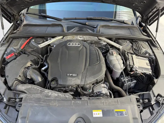 Audi A4L — Фото автомобиля 9