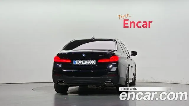 BMW 5 Series G30 — Фото автомобиля 4
