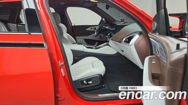 BMW XM — Фото автомобиля 11
