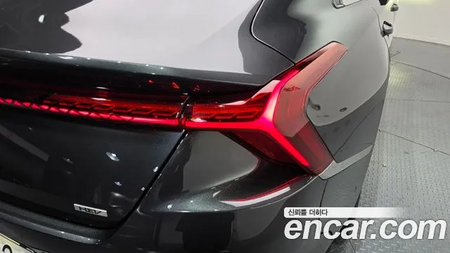 Kia K8 Hybrid — Фото автомобиля 8