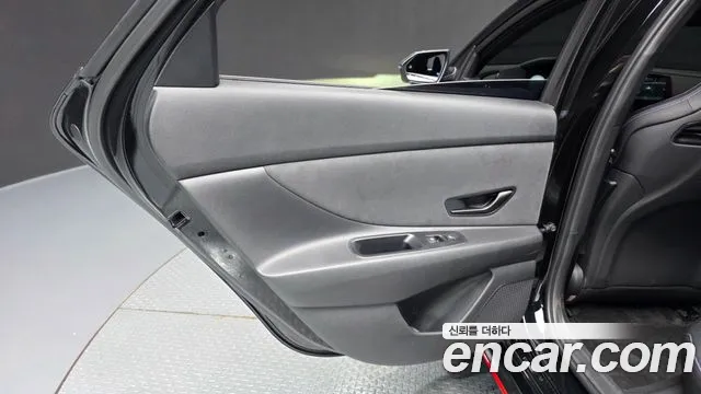 Hyundai AVANTE — Фото автомобиля 23
