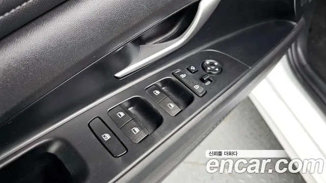 Hyundai AVANTE Avante (CN7) 1.6 LPi (Для проката) — Фото автомобиля 27