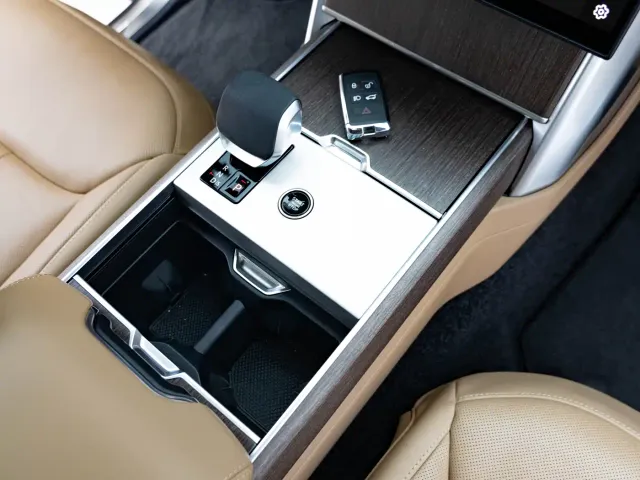 Land Rover Range Rover — Фото автомобиля 19