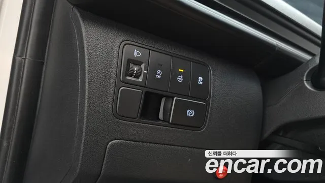 Hyundai Staria Staria 2WD автодом — Фото автомобиля 15
