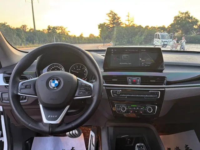 BMW X1 — Фото автомобиля 11