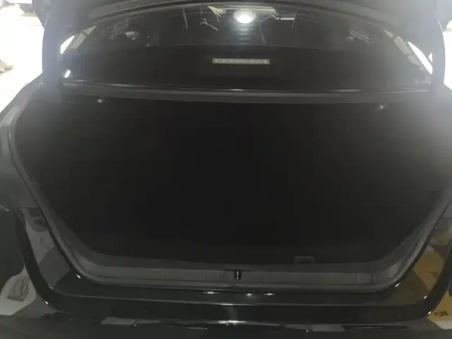 Toyota Avalon 2019 2.0L Luxury Edition (China VI) — Фото автомобиля 4