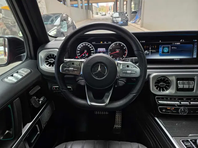 Mercedes-Benz G-Class — Фото автомобиля 12