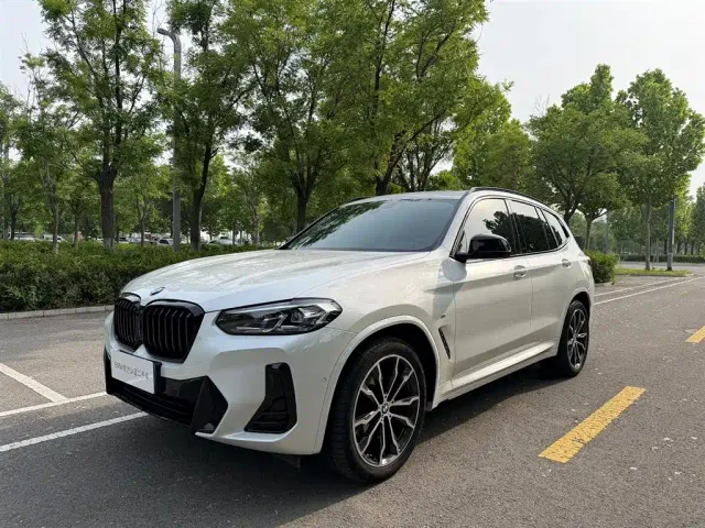 Фотография автомобиля — BMW X3