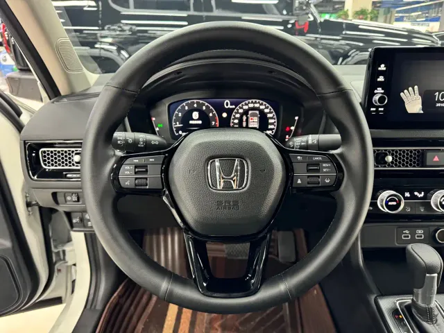 Honda Civic — Фото автомобиля 12