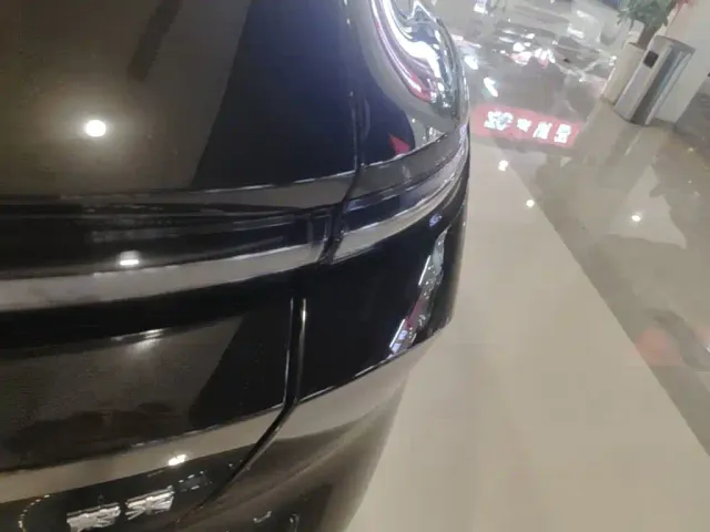 Nio ET5 Touring — Фото автомобиля 7