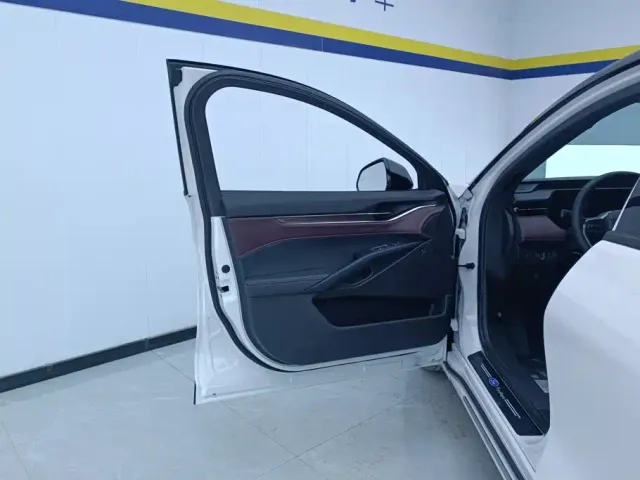 Ford Mondeo — Фото автомобиля 7