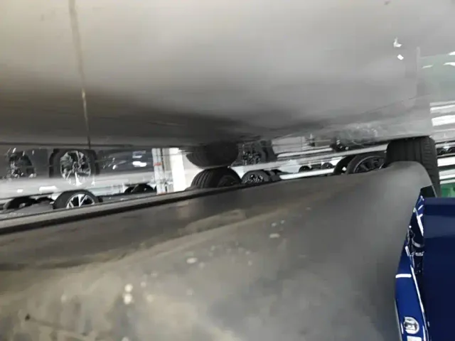 Tesla Model Y — Фото автомобиля 20
