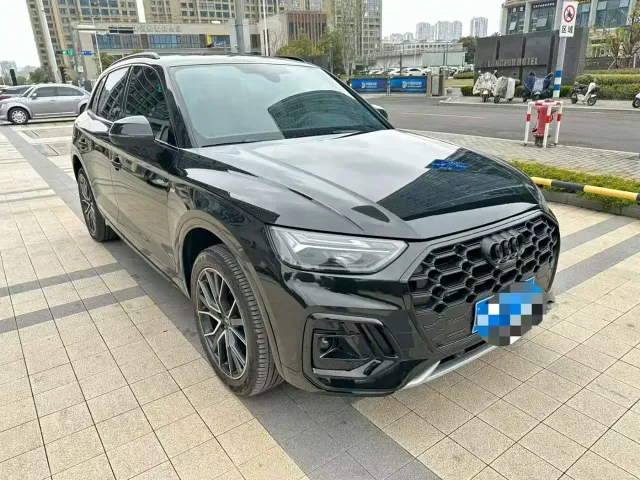 Audi Q5L — Фото автомобиля 3