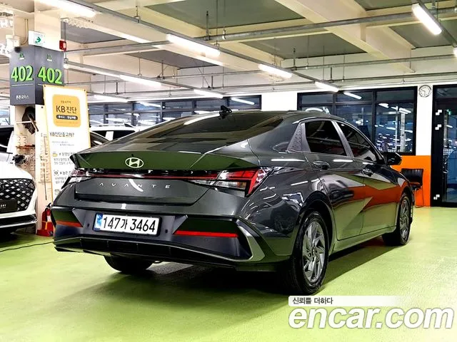 Hyundai Avante — Фото автомобиля 2