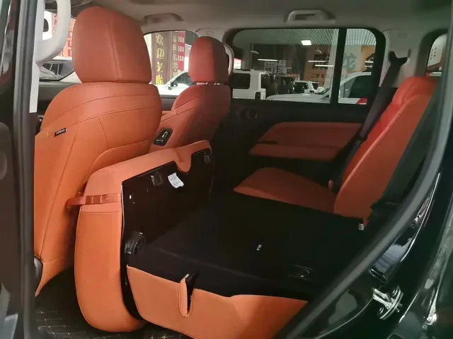 Haval H9 — Фото автомобиля 7