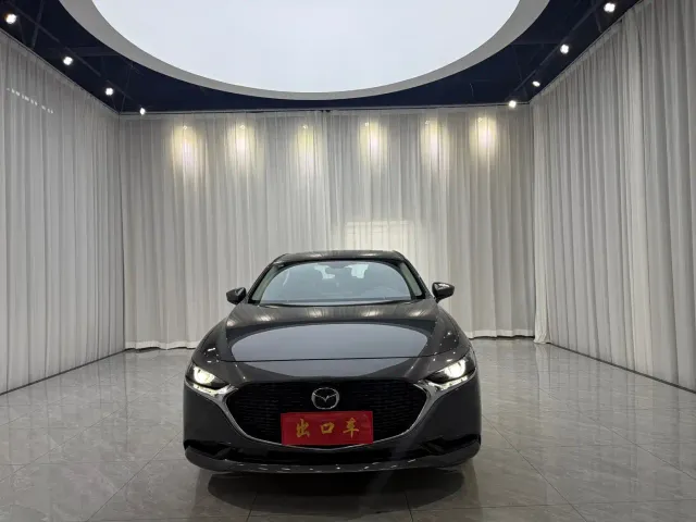 Mazda Axela — Фото автомобиля 2