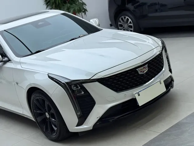 Cadillac CT5 — Фото автомобиля 16