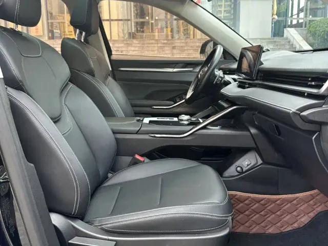 Haval H6 — Фото автомобиля 12