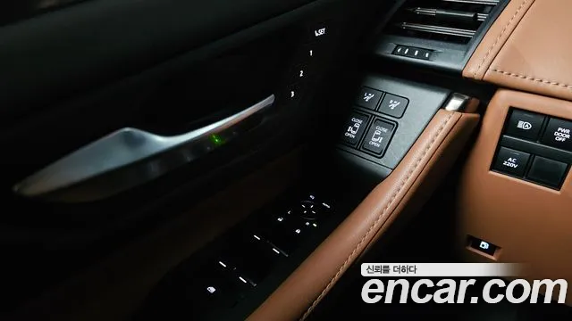 Toyota Alphard Generation 4 — Фото автомобиля 25