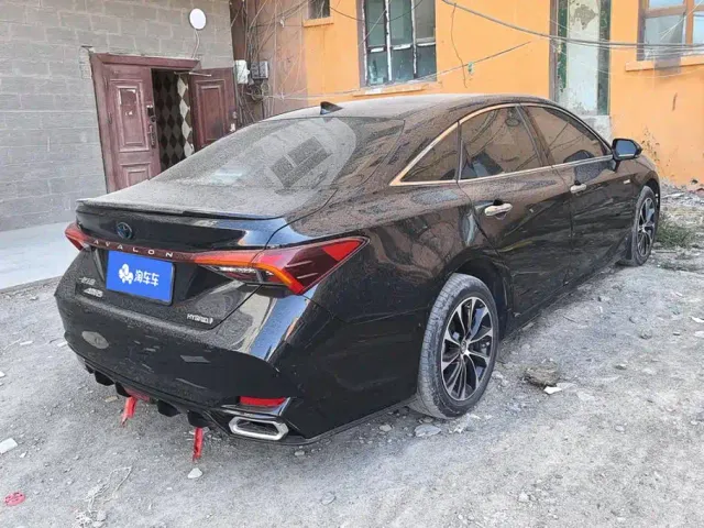 Toyota Avalon — Фото автомобиля 3
