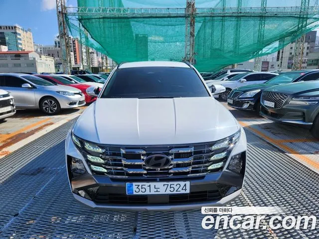 Hyundai Tucson Новый Tucson (NX4) Бензин 1.6 Turbo 4WD — Фото автомобиля 2