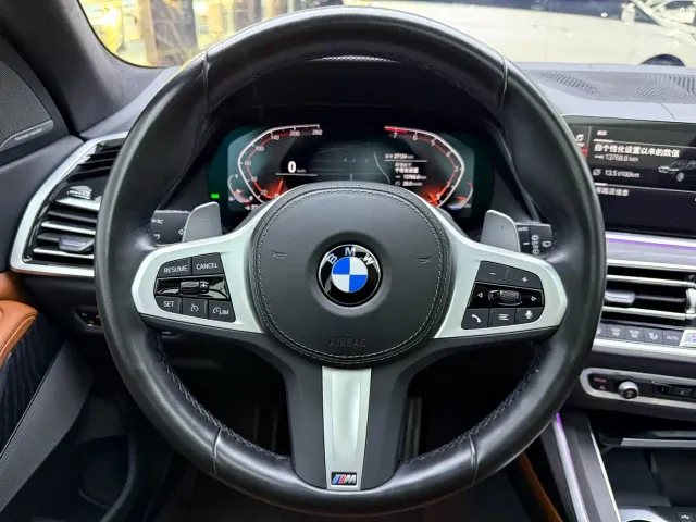 BMW X7 — Фото автомобиля 15