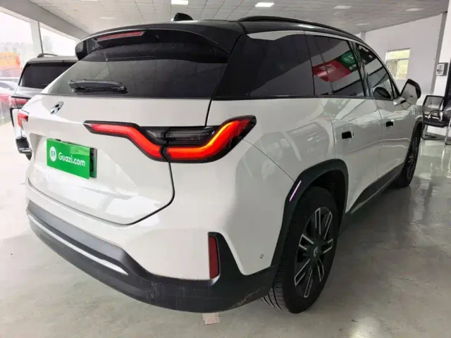 Nio ES6 — Фото автомобиля 6