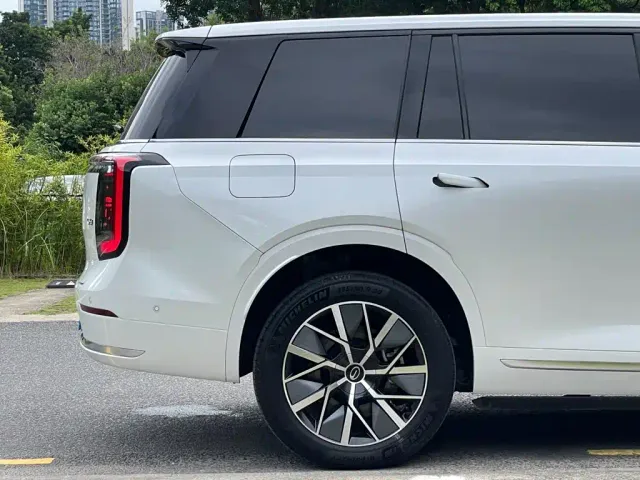 GAC Trumpchi Xiangwang S9 — Фото автомобиля 27