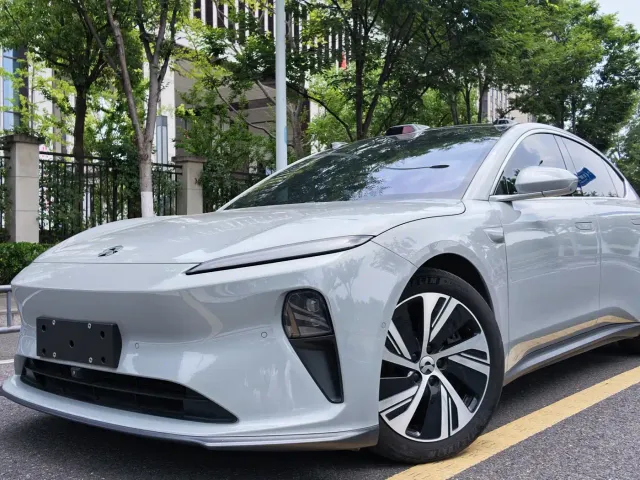 Фотография автомобиля — Nio ET5