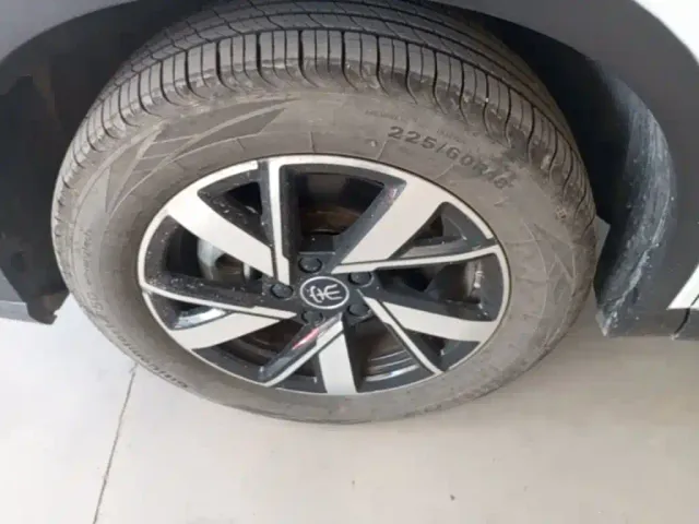 BYD Song Pro — Фото автомобиля 22
