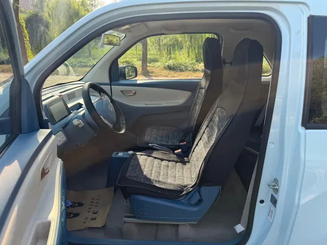 DFSK Mini EV — Фото автомобиля 7