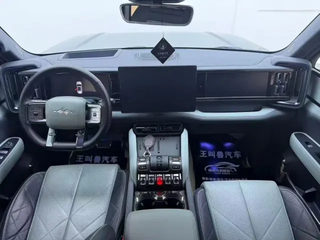 BYD FangChengBao Leopard 5 — Фото автомобиля 4