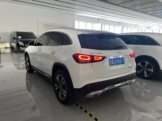Mercedes-Benz Mercedes-Benz GLA 2023 GLA 220 — Фото автомобиля 11