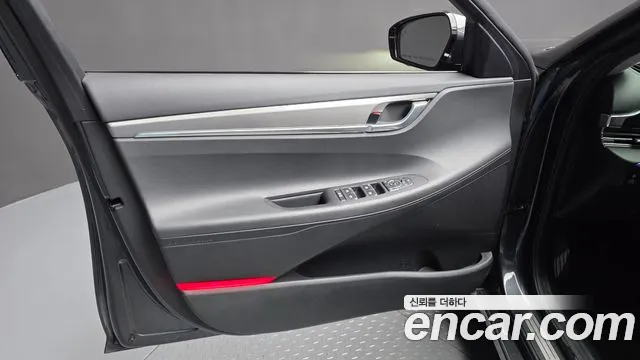 Hyundai Grandeur New — Фото автомобиля 13