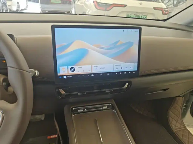 Wuling Starlight 730 — Фото автомобиля 12