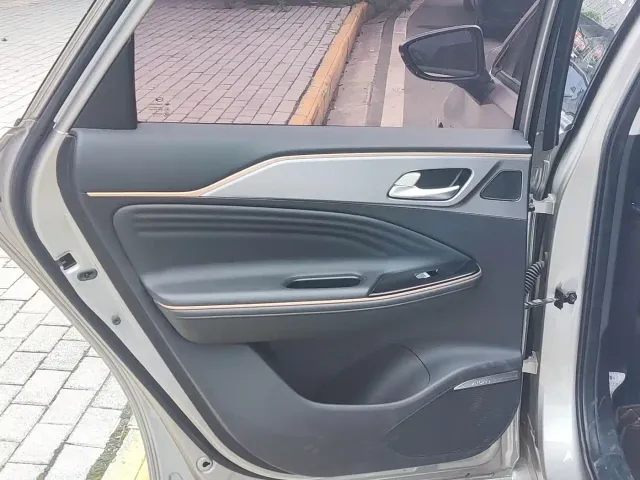 GAC Aion S — Фото автомобиля 10