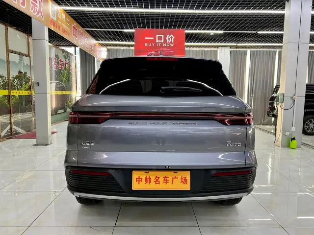 BYD Song Pro — Фото автомобиля 5