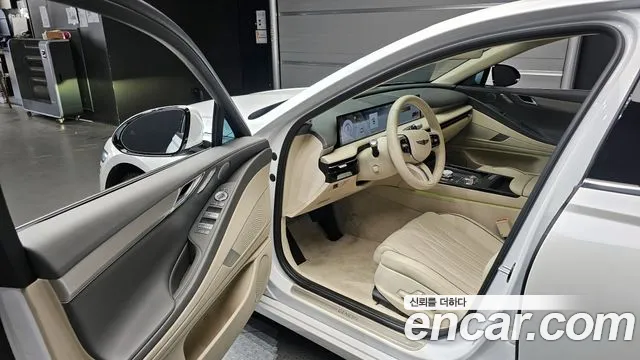 Genesis G80 Бензин 2.5 турбо AWD — Фото автомобиля 10