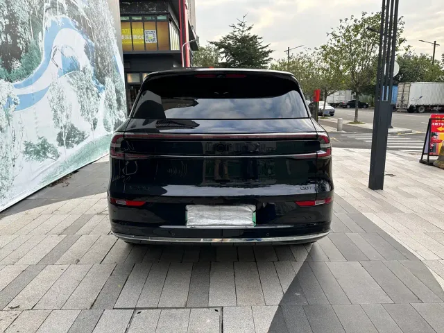 Changan Qiyuan Q07 — Фото автомобиля 8