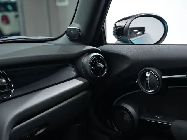 MINI Hatch — Фото автомобиля 20