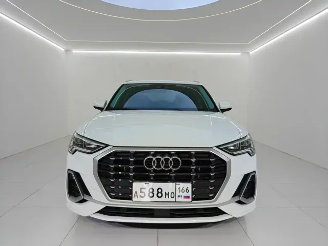 Audi Q3 — Фото автомобиля 2