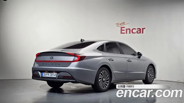 Фотография автомобиля — Hyundai Sonata