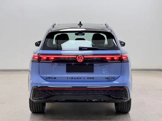 Volkswagen Tiguan L — Фото автомобиля 5