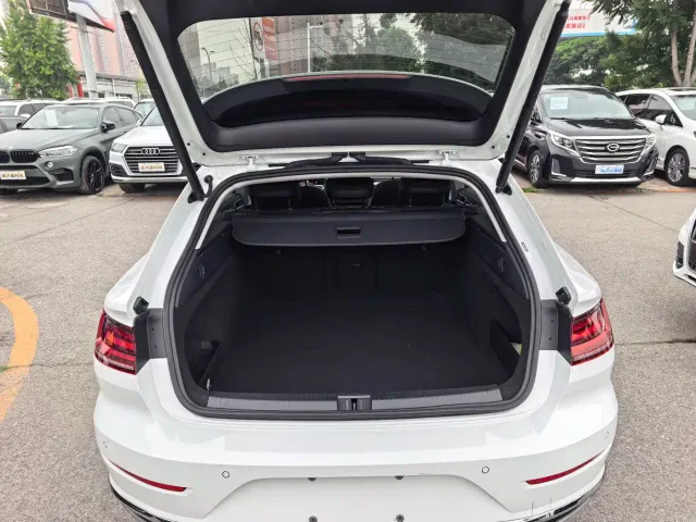 Volkswagen CC — Фото автомобиля 15