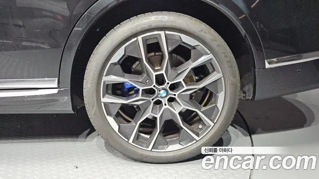 BMW X7 — Фото автомобиля 19
