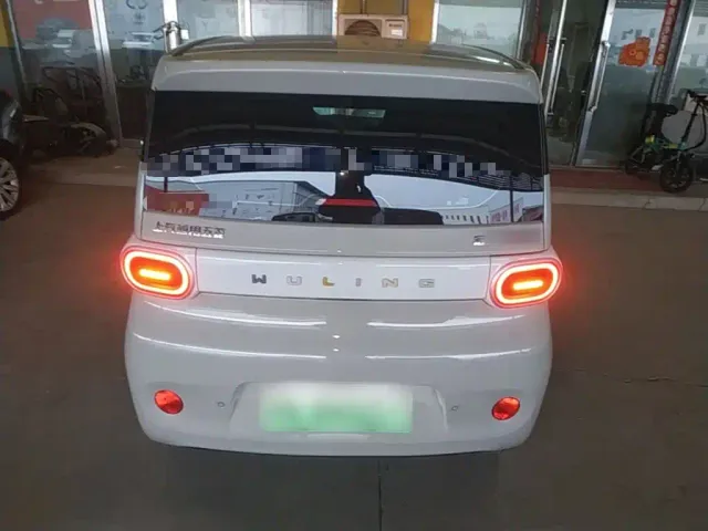 Wuling Hongguang Mini EV — Фото автомобиля 5