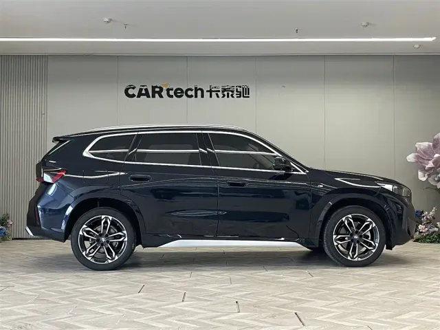 BMW X1 — Фото автомобиля 4