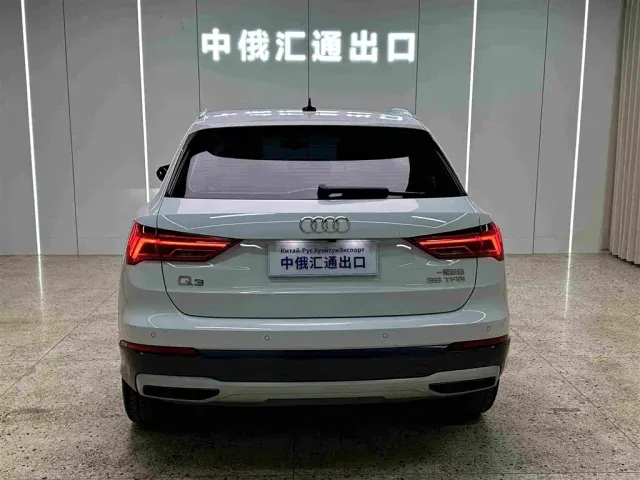 Audi Q3 — Фото автомобиля 6